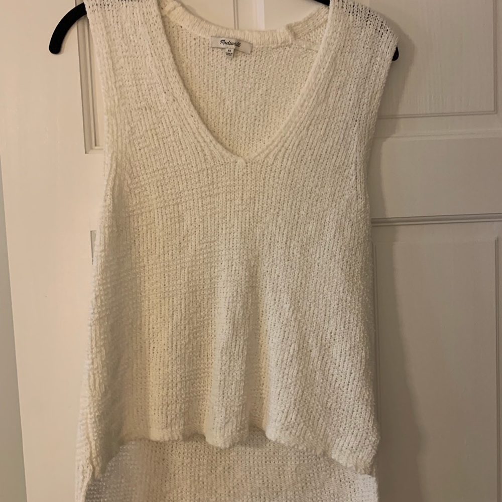 Madewell v neck sleeveless sweater